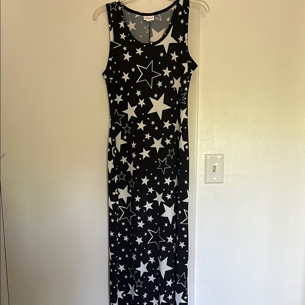 LuLaRoe Black and White Sleeveless Maxi Dress
